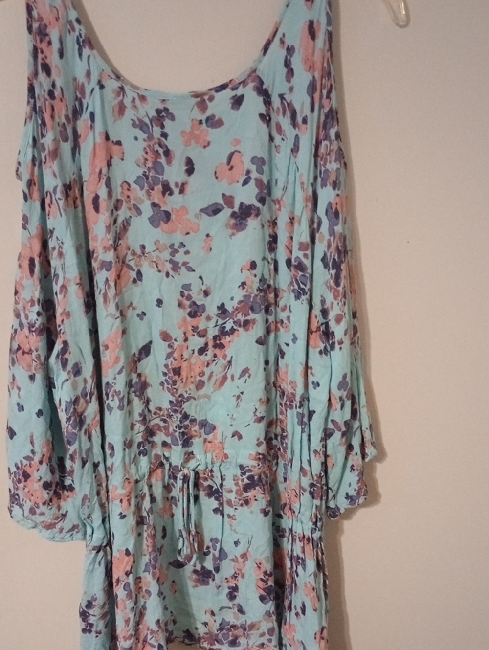 Ariat Aqua Floral Print Blouse with Peach and Navy Accents Cold Shoulder Sz XXL - Picture 4 of 6